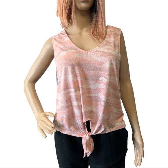 NWT Lucky Brand Women Tie Front Top MSRP $49.50 Pink Camo Médium - Picture 5 of 11